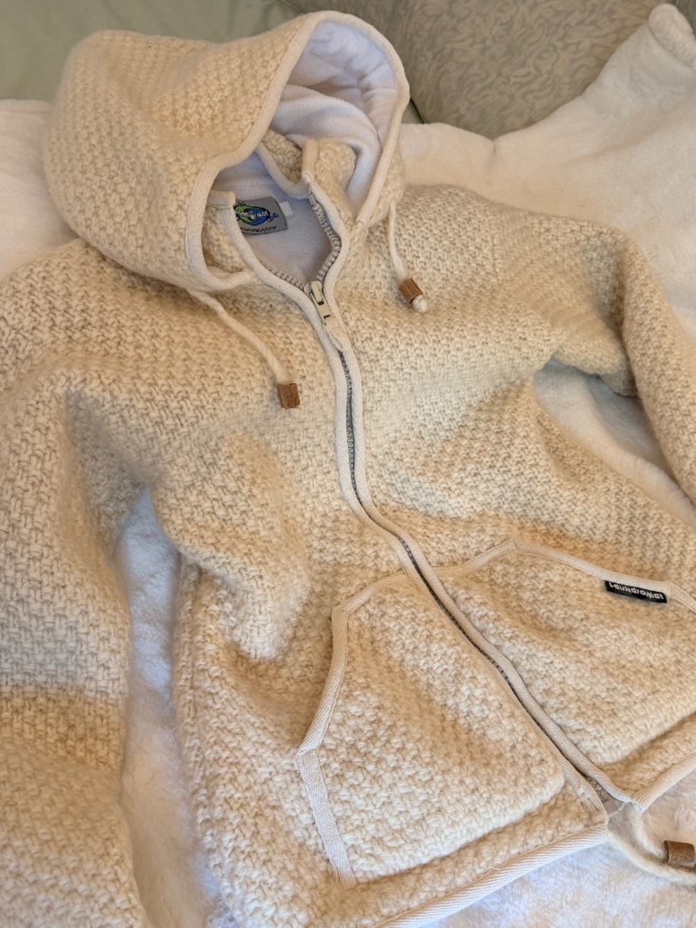 Cozy Vintage 100% Wool LAUNDROMAT Cream Fleece-Lined Hoodie Sweater/Jacket S